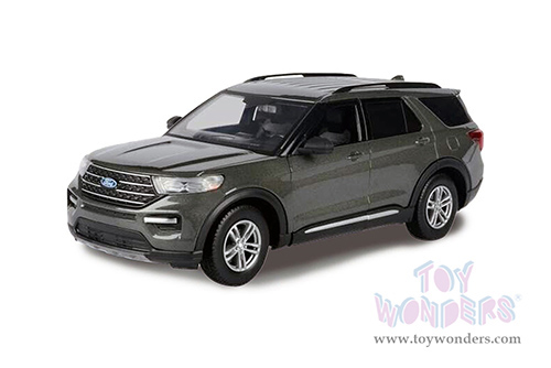 Showcasts®  Collectibles - Ford Explorer XLT (2022, 1/24 scale diecast model car, Gray) 71378GY MAP: $22.99