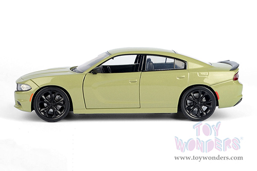Showcasts® Collectibles - Dodge Charger SXT Hardtop (2023, 1/24 scale diecast model car, Green) 71387GN MAP: $22.99