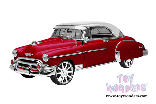 Motormax Timeless Classics -  Chevy Bel Air Hard Top (1950, 1/18 scale diecast model car, Red) 73111TC/R