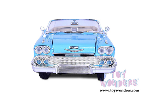 Motormax Timeless Classics - Chevy&reg; Impala&trade; Convertible (1958, 1/18 scale diecast model car, Blue) 73112TC/BU