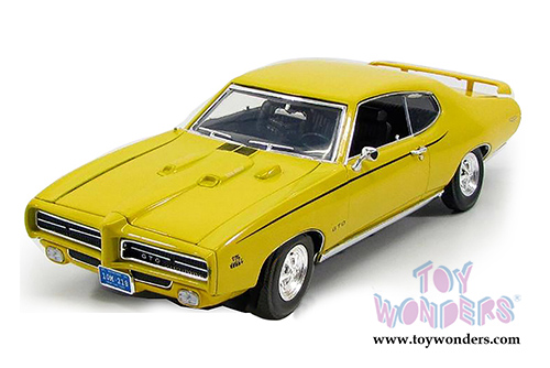 Motormax - Pontiac GTO Judge (1969, 1/18 scale diecast model car, Yellow) 73133AC/YL