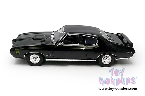 Motormax Timeless Classics - Pontiac GTO Judge Hardtop (1969, 1/18 scale diecast model car, Black) 73133TC/BK