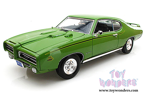 Motormax Timeless Classics - Pontiac GTO Judge Hardtop (1969, 1/18 scale diecast model car, Green) 73133TC/GN