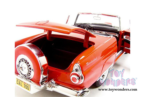 Motormax Timeless Classics -  Ford Thunderbird Convertible (1956, 1/18 scale diecast model car, Red) 73173TC/R