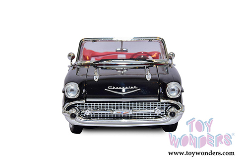 Motormax Timeless Classics - Chevy&reg; Bel Air&reg; Convertible (1957, 1/18 scale diecast model car, Black) 73175TC/BK