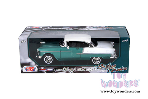Motormax Timeless Classics - Chevy Bel Air Coupe (1955, 1/18 scale diecast model car, Green with White) 73185TC/GN