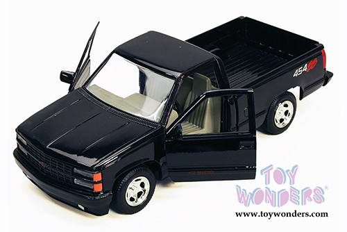 Showcasts Collectibles - Chevrolet&reg; 454SS Pickup Truck (1992, 1/24 scale die cast model car, Black) 73203BK/16D