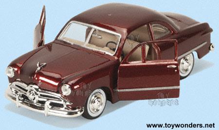 Motormax - Ford Coupe (1949, 1:24, Asstd.) 73213D