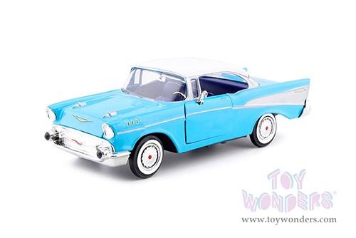 Showcasts Collectibles - Chevrolet&reg; Bel Air Hard Top (1957, 1/24 scale diecast model car, Blue) 73228AC/BU