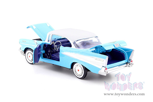 Showcasts Collectibles - Chevrolet&reg; Bel Air Hard Top (1957, 1/24 scale diecast model car, Blue) 73228AC/BU