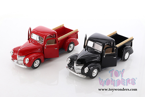 Showcasts Collectibles - Ford Pickup (1940, 1/24 scale diecast model car, Asstd.) 73234/16D
