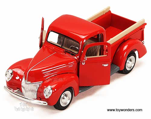Showcasts - Ford Pick Up (1940, 1:24, Asstd.)