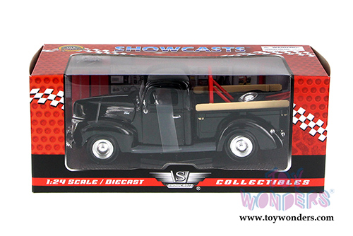 Showcasts Collectibles - Ford Pickup Tow Truck (1940, 1/24 scale diecast model car, Black) 73234T/BK