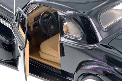 Showcasts Collectibles - Chevy Coupe Hardtop (1939, 1/24 scale die cast model car, Asstd.) 73247/16D