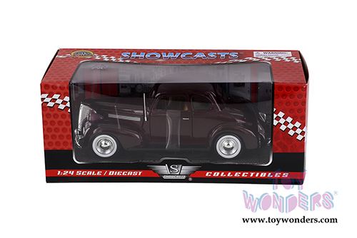 Showcasts Collectibles - Chevrolet&reg; Coupe Hardtop  (1939, 1/24 scale diecast model car, Burgundy) 73247AC/BG