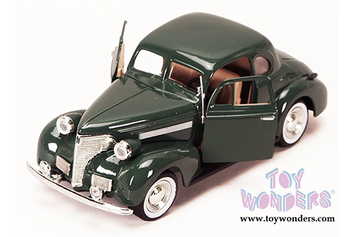 Showcasts Collectibles - Chevrolet Coupe Hardtop  (1939, 1/24 scale diecast model car, Green) 73247AC/GN