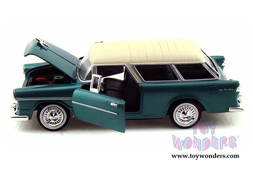 Showcasts Collectibles - Chevrolet Bel Air Nomad Hardtop  (1955, 1/24 scale diecast model car, Green) 73248AC/GN