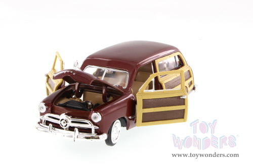 Motormax Premium American - Ford  Woody Wagon (1949, 1/24 scale diecast model car, Burgundy) 73260