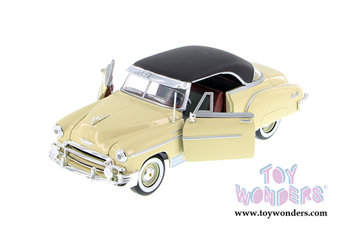 Showcasts Collectibles - Chevrolet Bel Air Hardtop (1950, 1/24 scale diecast model car, Asstd.) 73268/16D