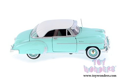 Showcasts Collectibles - Chevrolet Bel Air Hardtop (1950, 1/24 scale diecast model car, Asstd.) 73268/16D