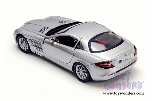 Showcasts Collectibles - Mercedes Benz SLR McLaren Hardtop (1/24 scale diecast model car, Silver) 73306SV/6