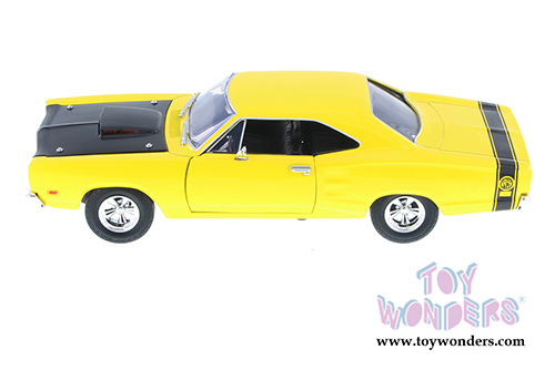 Showcasts Collectibles - Dodge Coronet Super Bee Hardtop (1969, 1/24 scale diecast model car, Yellow) 73315AC/YL