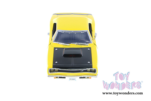 Showcasts Collectibles - Dodge Coronet Super Bee Hardtop (1969, 1/24 scale diecast model car, Yellow) 73315AC/YL