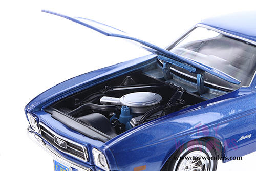 Showcasts Collectibles - Ford Mustang Sportsroof/ Ford Maverick Hardtop (1971, 1974, 1/24 scale diecast model car, Asstd.) 73326/27D