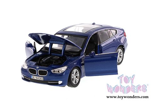 Motormax - BMW 5 Series 5 Hardtop (1/24 scale diecast model car, Blue) 73352BU/6
