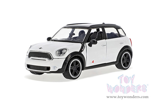 Showcasts®  Collectibles - Mini Cooper S Countryman with Sunroof (1/24 scale diecast model car, White) 73353WT MAP: $22.99
