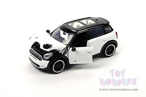Showcasts®  Collectibles - Mini Cooper S Countryman with Sunroof (1/24 scale diecast model car, White) 73353WT MAP: $22.99