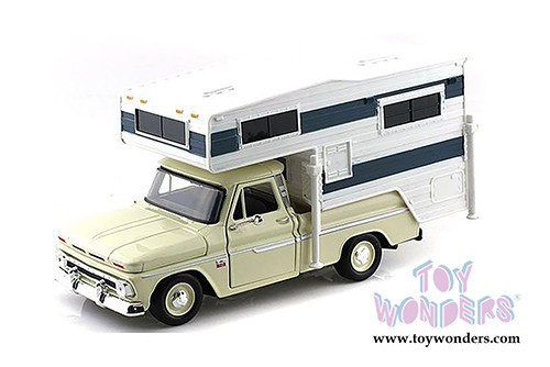 Motormax Premium American - Chevy C10 Fleetside With Camper Trailer (1966, 1/24 scale diecast model car, Cashmere) 73355/330