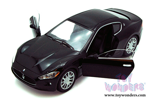 Showcasts Collectibles - Maserati GranTurismo Hardtop (1/24 scale diecast model car, Black) 73361BK/6