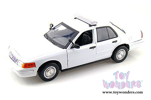 Motormax - Ford Crown Victoria Undecorated Police Hard Top (2001, 1/18 scale diecast model car, White) 73517