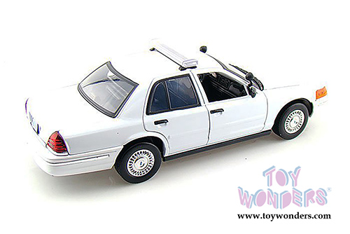 Motormax - Ford Crown Victoria Undecorated Police Hard Top (2001, 1/18 scale diecast model car, White) 73517