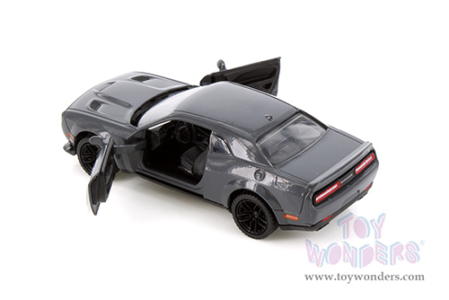 Showcasts® Collectibles - Dodge Challenger SRT Hellcat Widebody Hardtop (2018, 5" diecast model car, Asstd.) 73675D MAP: $7.99