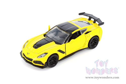 Showcasts® Collectibles - Chevrolet® Corvette® ZR-1 Hardtop  (2019, 4.5" diecast model car, Asstd.) 73678D MAP: $7.99
