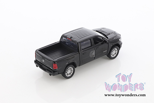 Showcasts Collectibles - Ram 1500 Crew Cab Pickup Truck Assortment (2019, 1/43 scale diecast model car, Asstd.) 73679/2D