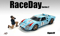Show product details for American Diorama Figurine - Race Day 2 Figure IV (1/18 scale, Black/Light Brown) AD-76298