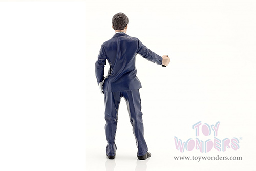American Diorama Figurine - The Dealership - Male Salesperson (1/24  scale, Blue) 76407