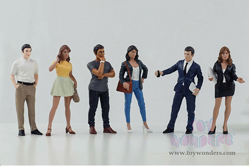 American Diorama Figurine - The Dealership - Customer II (1/24  scale, Yellow/Light Green) AD-76409