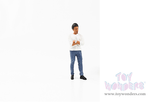 American Diorama Figurine - Car Meet 3 Figure 8 (1/24 scale, White/Blue) 76433