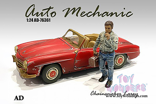 American Diorama Figurine - Auto Mechanic - Chainsmoker Larry (1/24 scale, Green/Blue) 76361