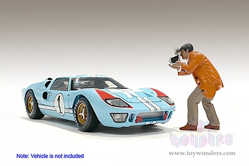 American Diorama Figurine - Race Day 1 Figure III (1/24 scale, Orange/Light Gray) 76385