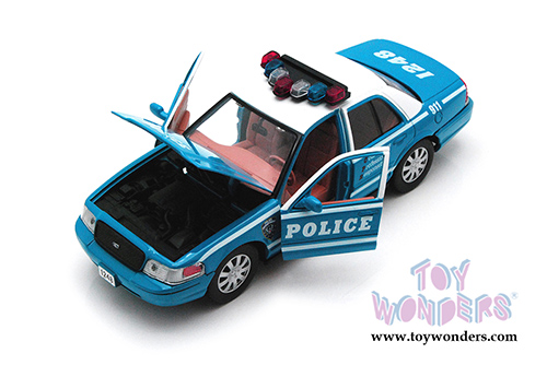 Motormax - Ford Crown Victoria Police Interceptor (2010, 1/24 scale diecast model car, Blue) 76482BUW