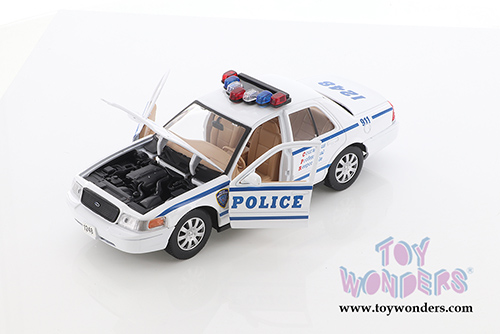 Showcasts Collectibles - Ford Crown Victoria Police Car (2010, 1/24 scale diecast model car, Asstd.) 76482D/3