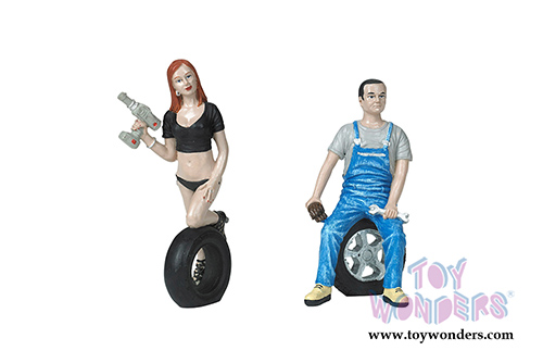 Motorhead Miniatures - Tire Brigade Michele and Derek 2-piece Figurine Set (1/18 scale) 768