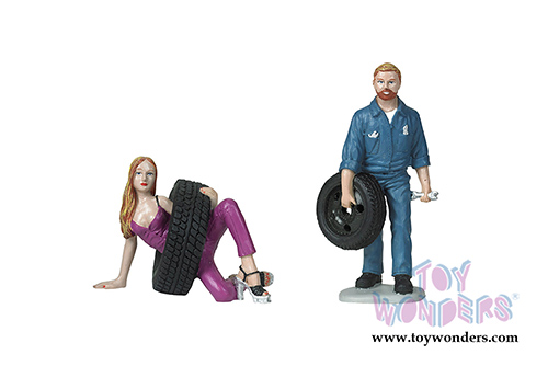 Motorhead Miniatures - Tire Brigade Gary and Val 2- piece Figurine Set (1/18 scale) 769