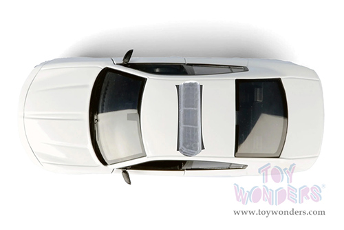 Motormax - Dodge Charger Pursuit Police (2023, 1/24 scale diecast model car, Unmarked White) 76996WT