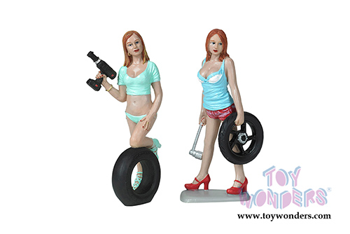 Motorhead Miniatures - Tire Brigade Michele and Meg 2-piece Figurine Set (1/18 scale) 771